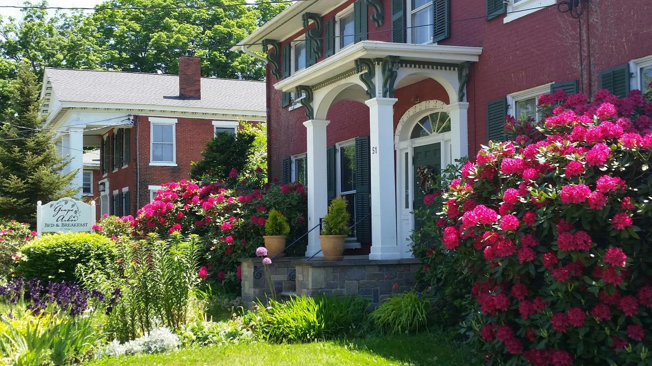 Grape Arbor Bed And Breakfast North East Exterior foto